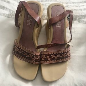 90s Mudd Cut-out Sandals